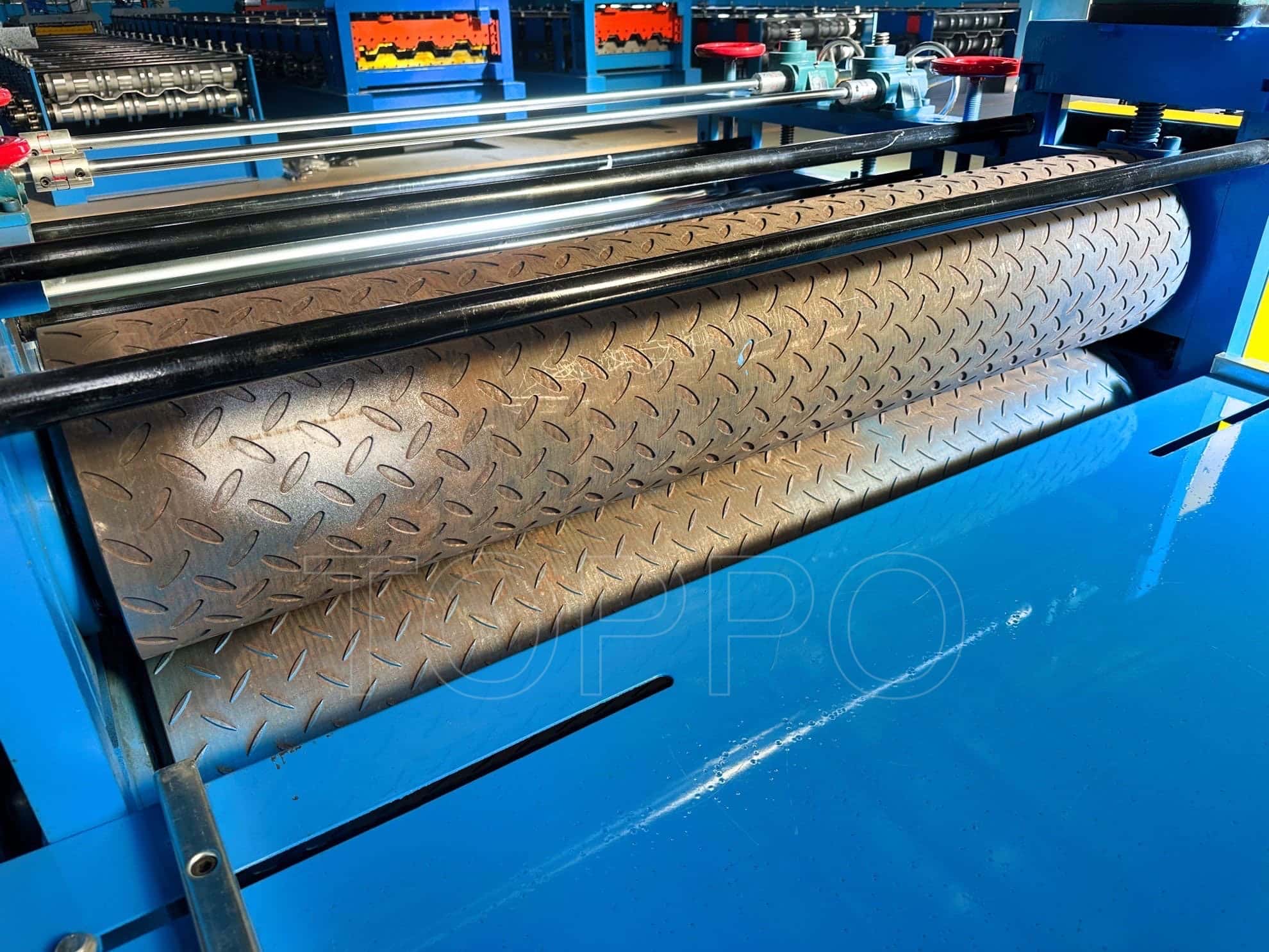 Anti-Slip Pattern Color Steel Aluminum Cold Plate Metal Embossing Machinery