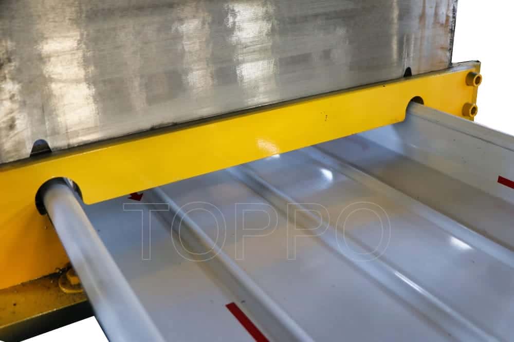 Automatic Standing Seam Roof Panel Roll Forming Machine with Hydraulic Cutting