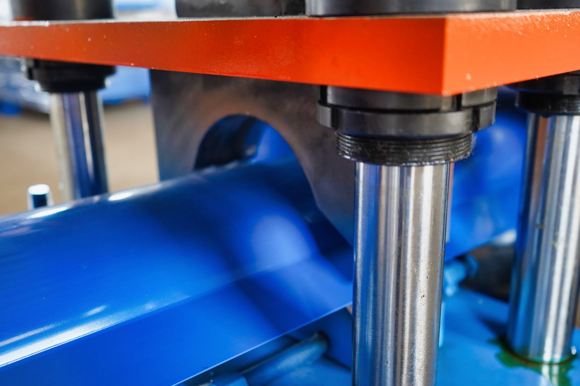 Industrial Ridge Cap Roll Forming Machine with Hydraulic Shear