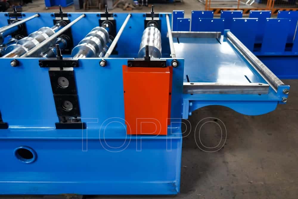 High-Speed Floor Deck Roll Forming Machine with PLC Control