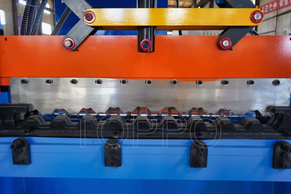 Automatic Floor Deck Roll Forming Machine with Straight Edge Design