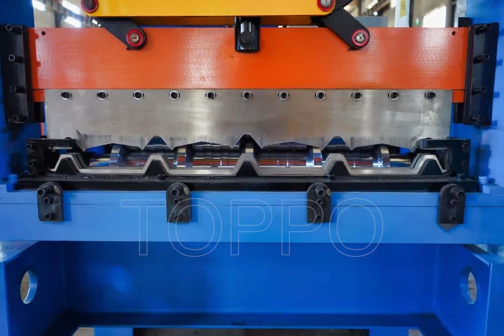 PLC Controlled Floor Deck Roll Forming Machine for Metal Deck Panel