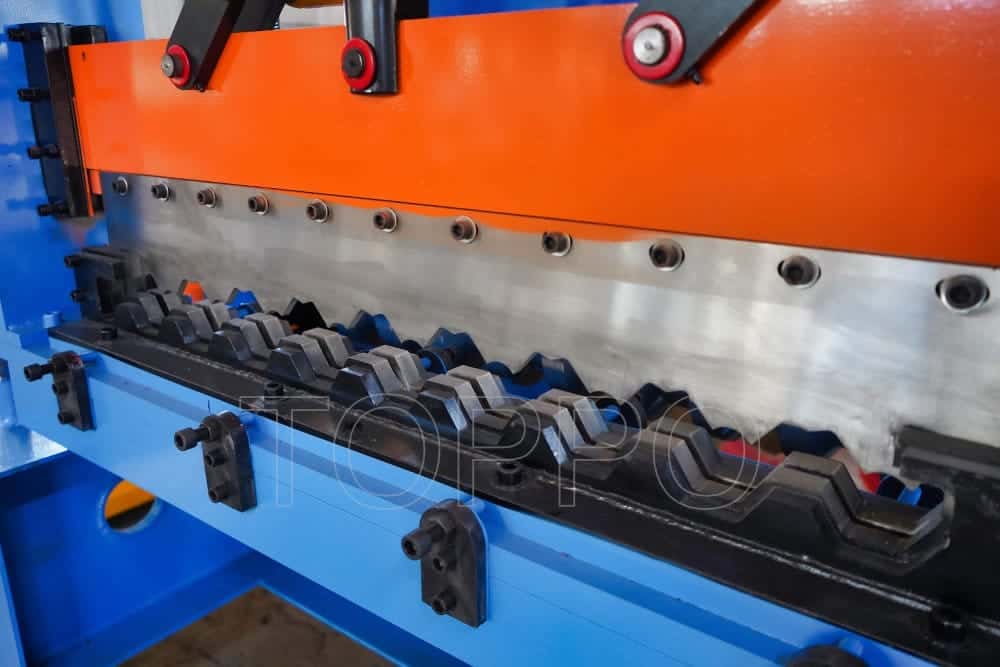 Automatic Floor Deck Roll Forming Machine with Straight Edge Design