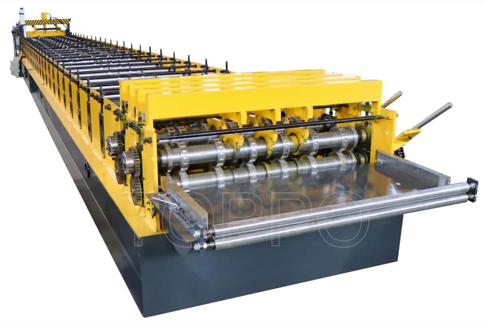 Front-View Floor Deck Roll Forming Machine with Integrated Display Arm