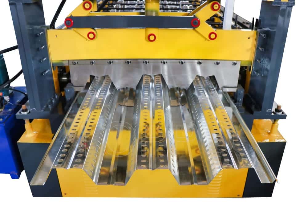 Front-View Floor Deck Roll Forming Machine with Integrated Display Arm