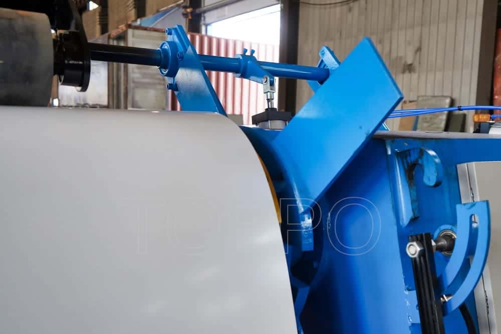 Automatic Decoiler with Coil Car, Support Arm and Red Disc