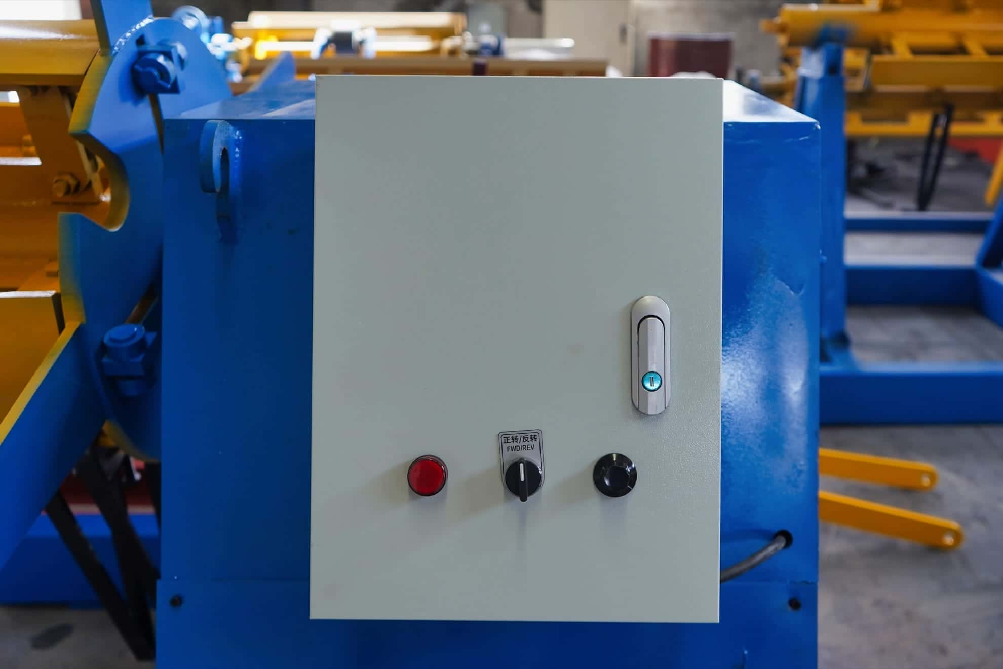 Hydraulic Expansion Electric Decoiler with Loop Arm