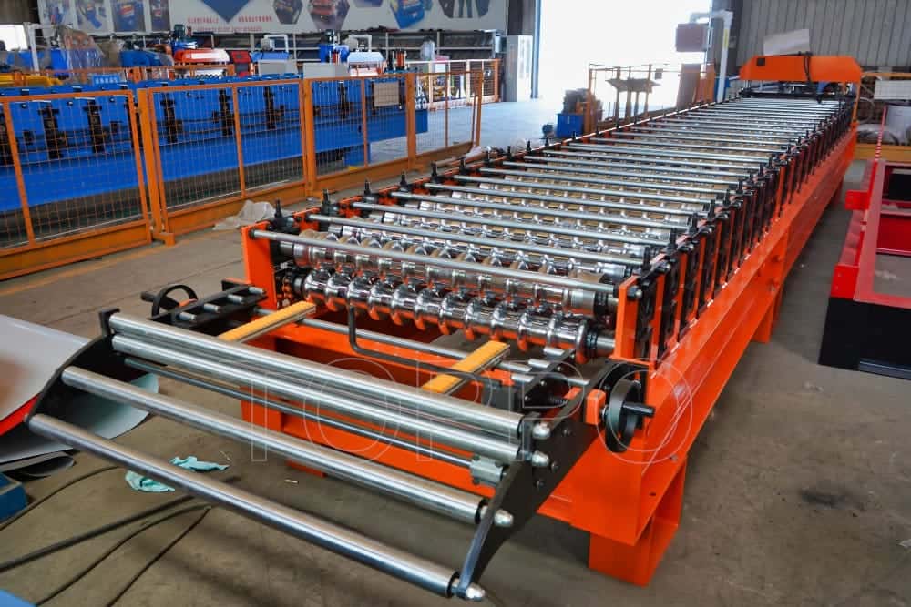 Industrial Automatic Corrugated Metal Roofing Sheet Roll Forming Machine