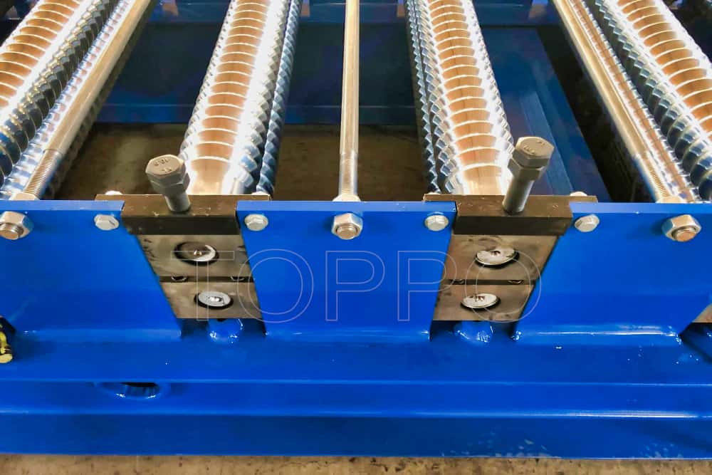 Industrial Automatic Corrugated Roofing Sheet Roll Forming Machine