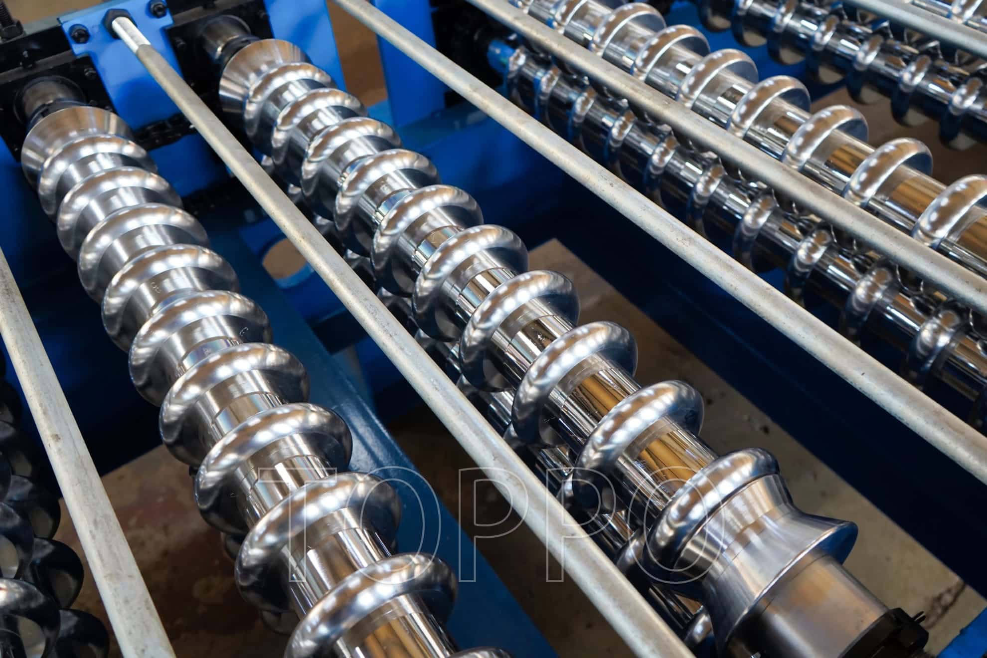 Heavy Duty Corrugated Roll Forming Machine for Metal Roofing Sheet Production
