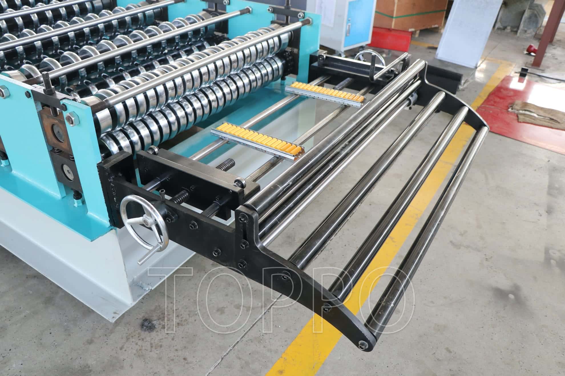 High Efficiency Corrugated Roofing Sheet Roll Forming Machine