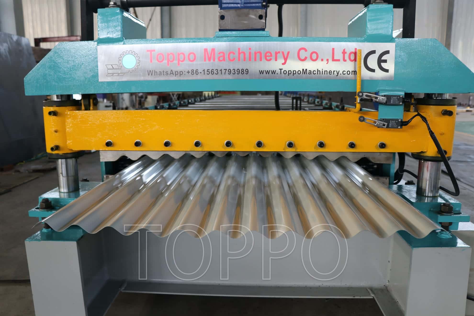 Corrugated Roll Forming Machine with Compact Gearbox Drive System