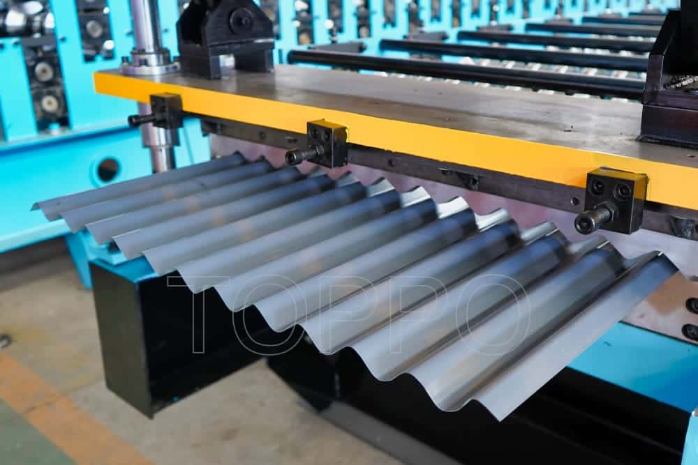 High Efficiency Corrugated Roll Forming Machine for Roofing Sheets