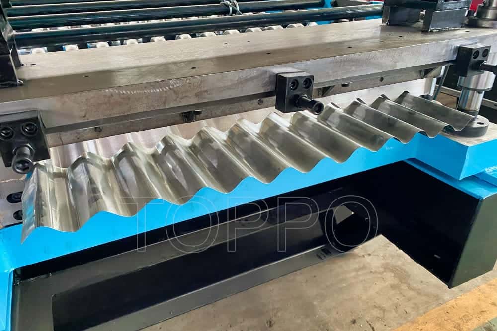 Compact Corrugated Roll Forming Machine for Metal Sheet Fabrication