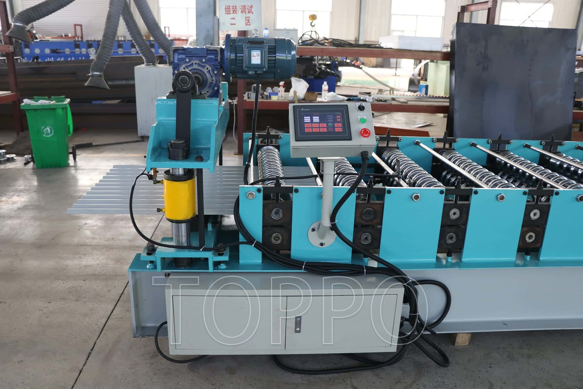PLC Automatic Corrugated Roll Forming Machine for Roofing Sheet Production