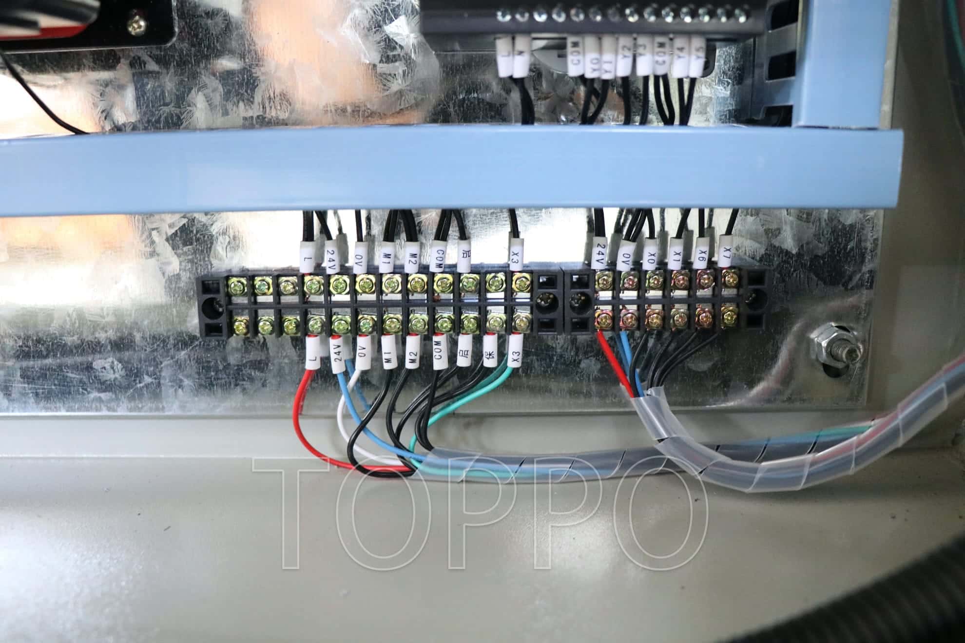PLC Automatic Corrugated Roll Forming Machine for Roofing Sheet Production