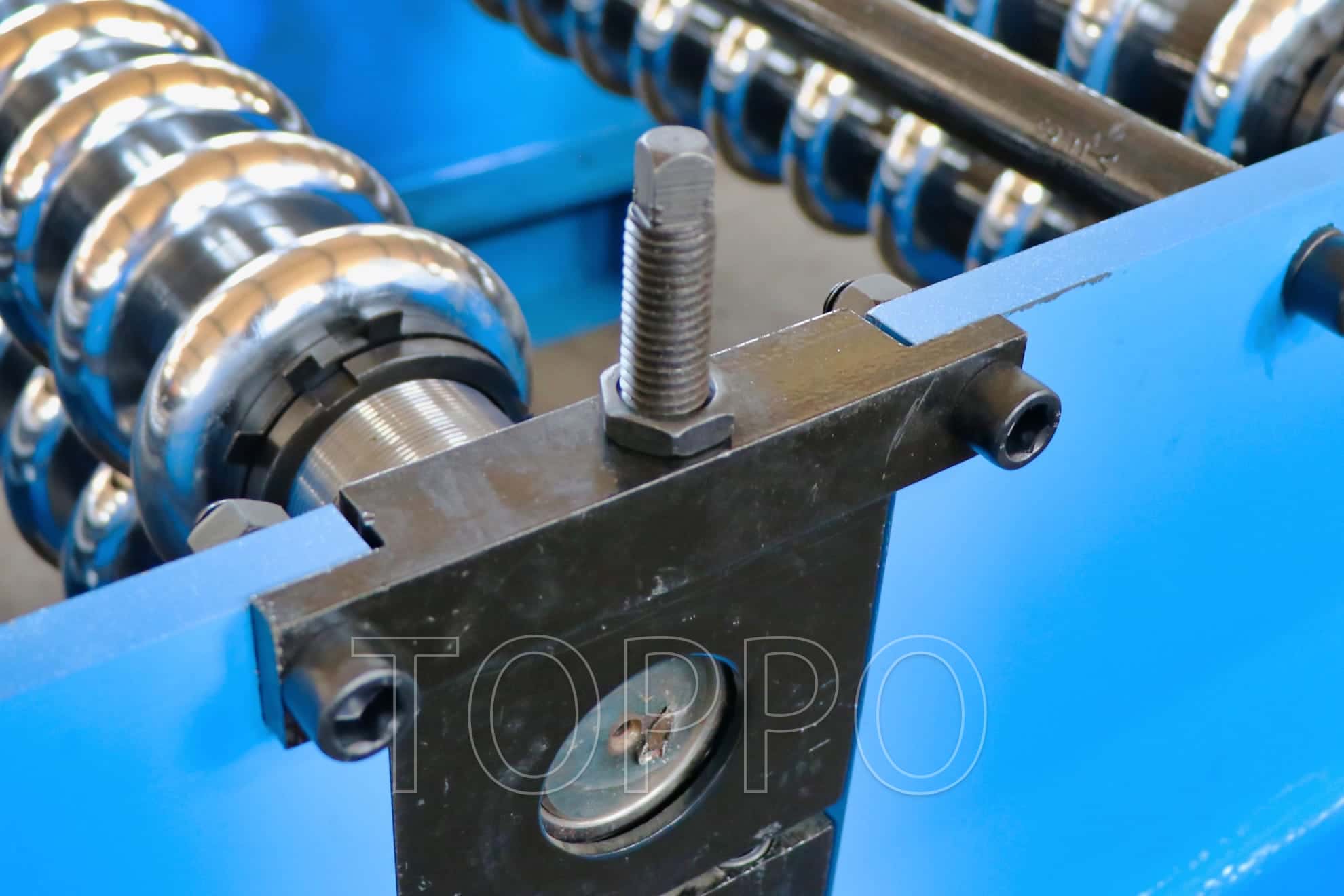 High Precision Automatic Corrugated Roofing Sheet Roll Forming Machine