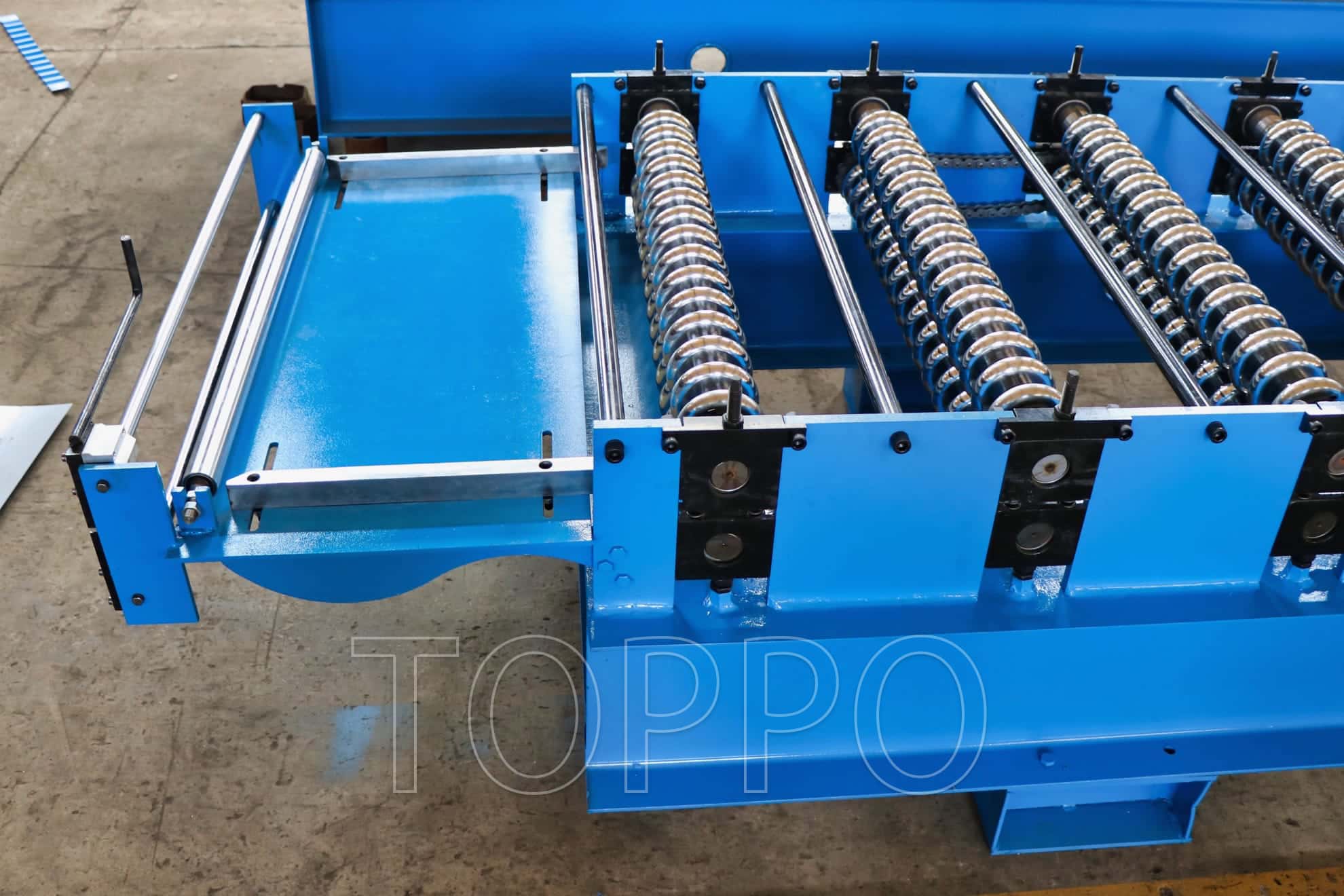 High-Efficiency Corrugated Roll Forming Machine with PLC Control