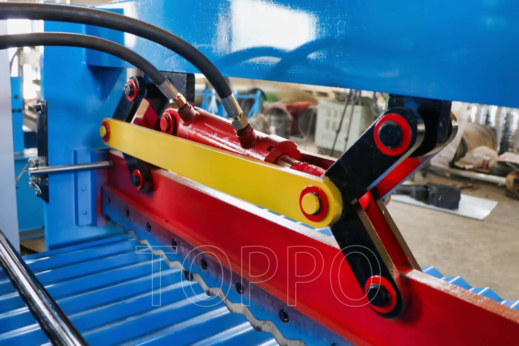 High Precision Automatic Corrugated Roofing Sheet Roll Forming Machine