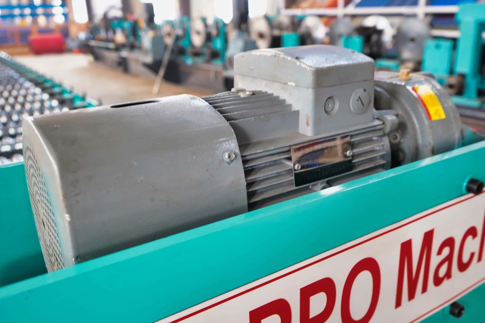 Professional Corrugated Roll Forming Machine for Metal Roofing Sheet Production