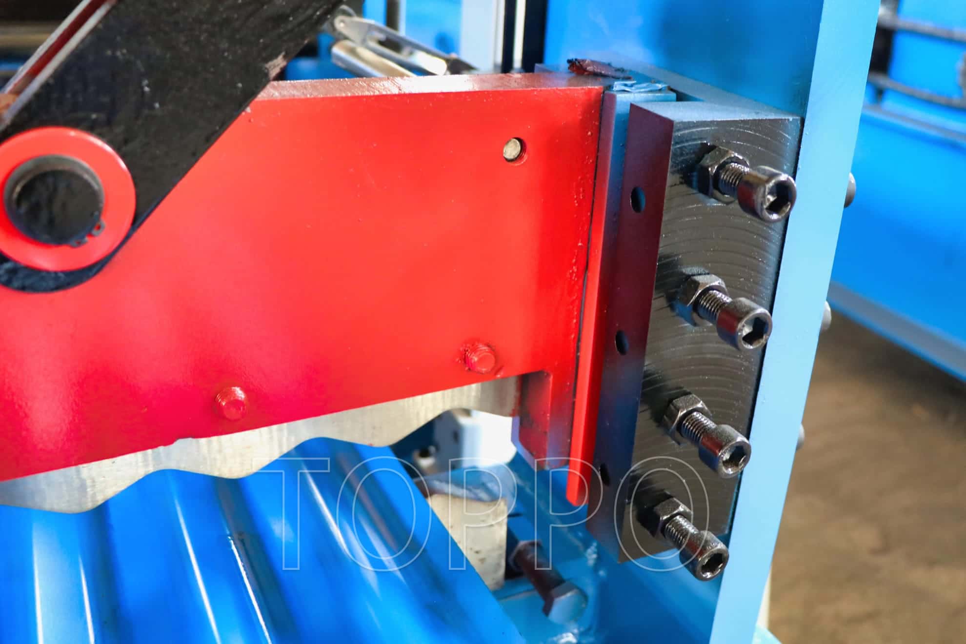 High Precision Automatic Corrugated Roofing Sheet Roll Forming Machine