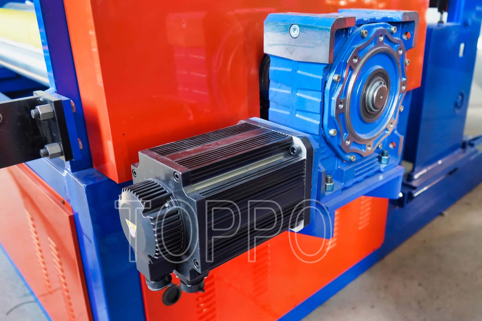 Hydraulic Leveling and Slitting Cut to Length Machine with PLC Control