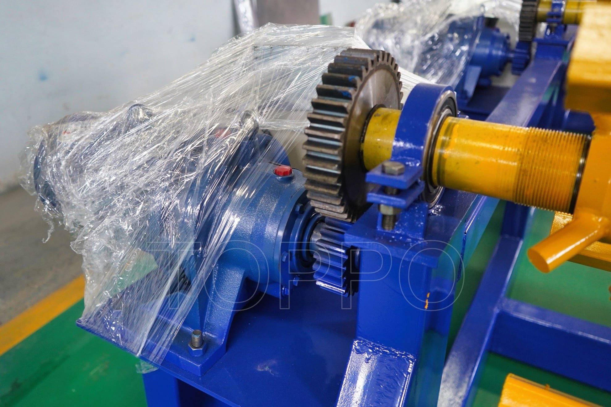 Triple Shaft Electric Decoiler for Multi-Coil Roll Forming Lines