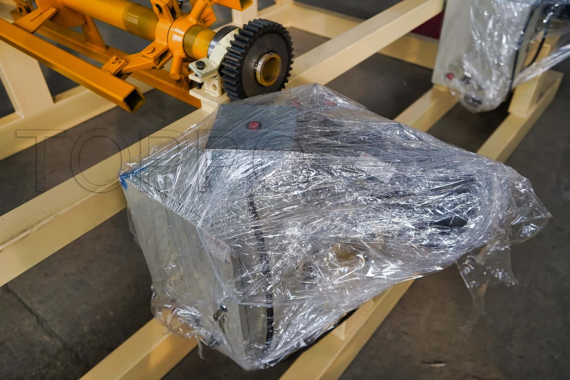 Integrated Multi-Head Electric Decoiler for Roll Forming Systems