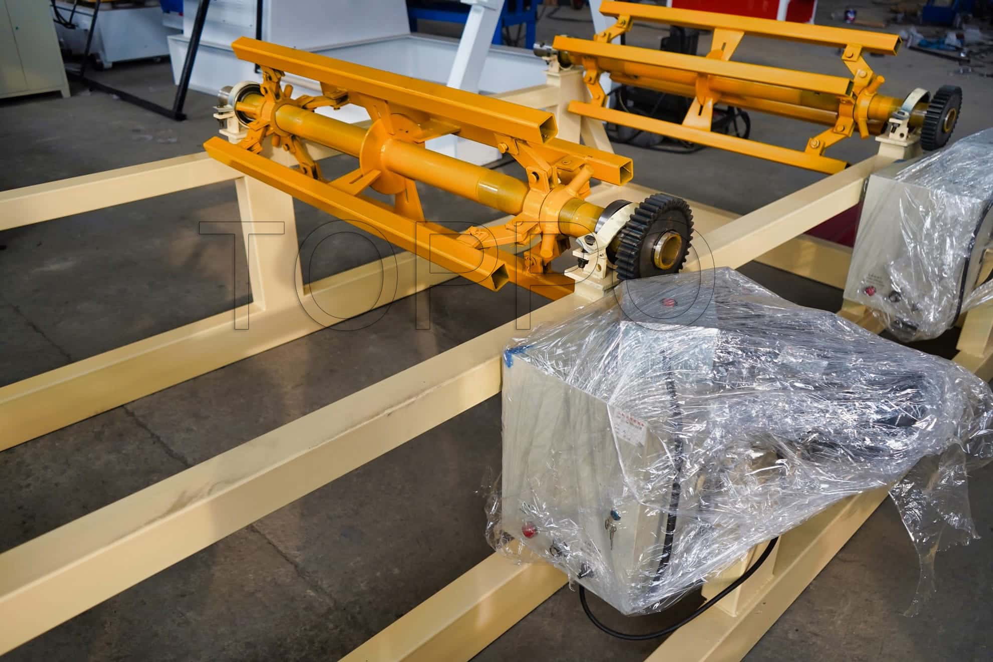 Integrated Multi-Head Electric Decoiler for Roll Forming Systems