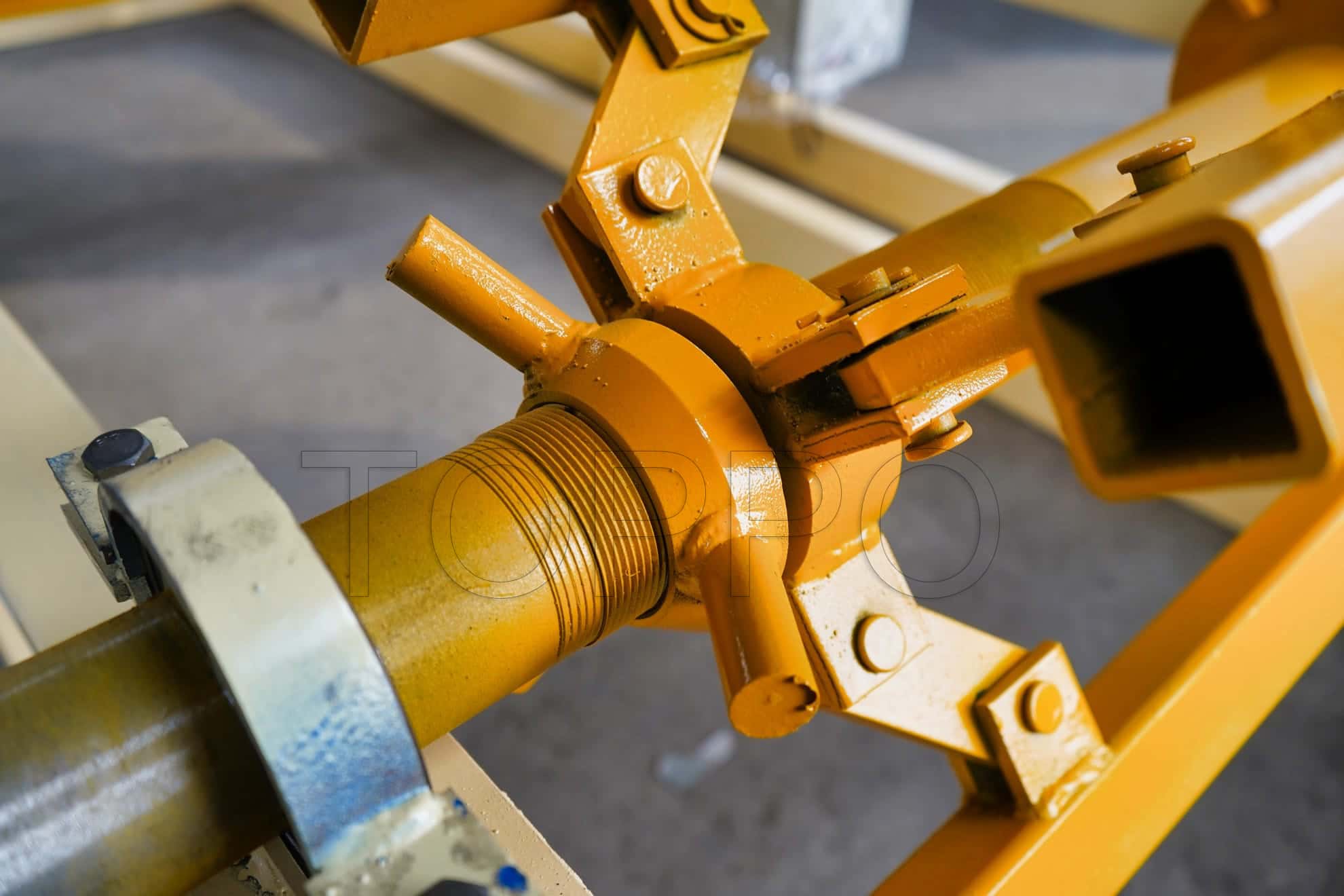 Integrated Multi-Head Electric Decoiler for Roll Forming Systems