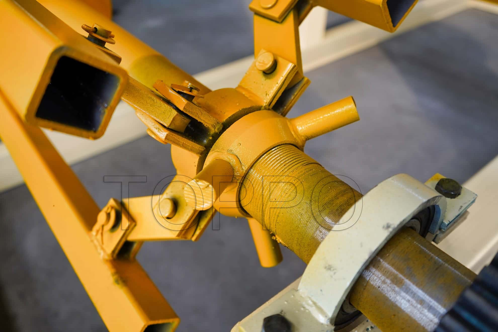 Integrated Multi-Head Electric Decoiler for Roll Forming Systems