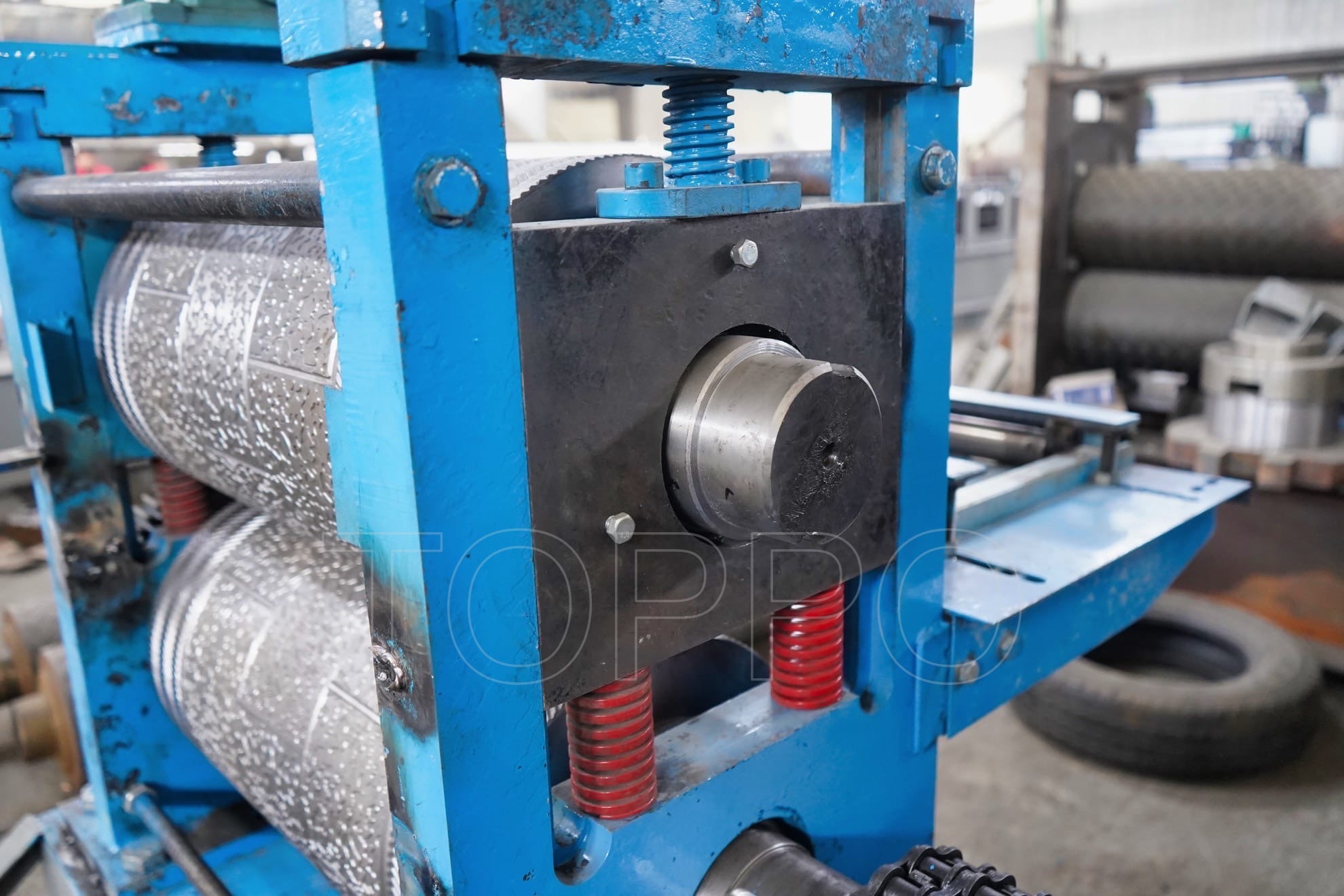 Automatic Metal Sheet Leveling Embossing and Cutting Production Line Machine