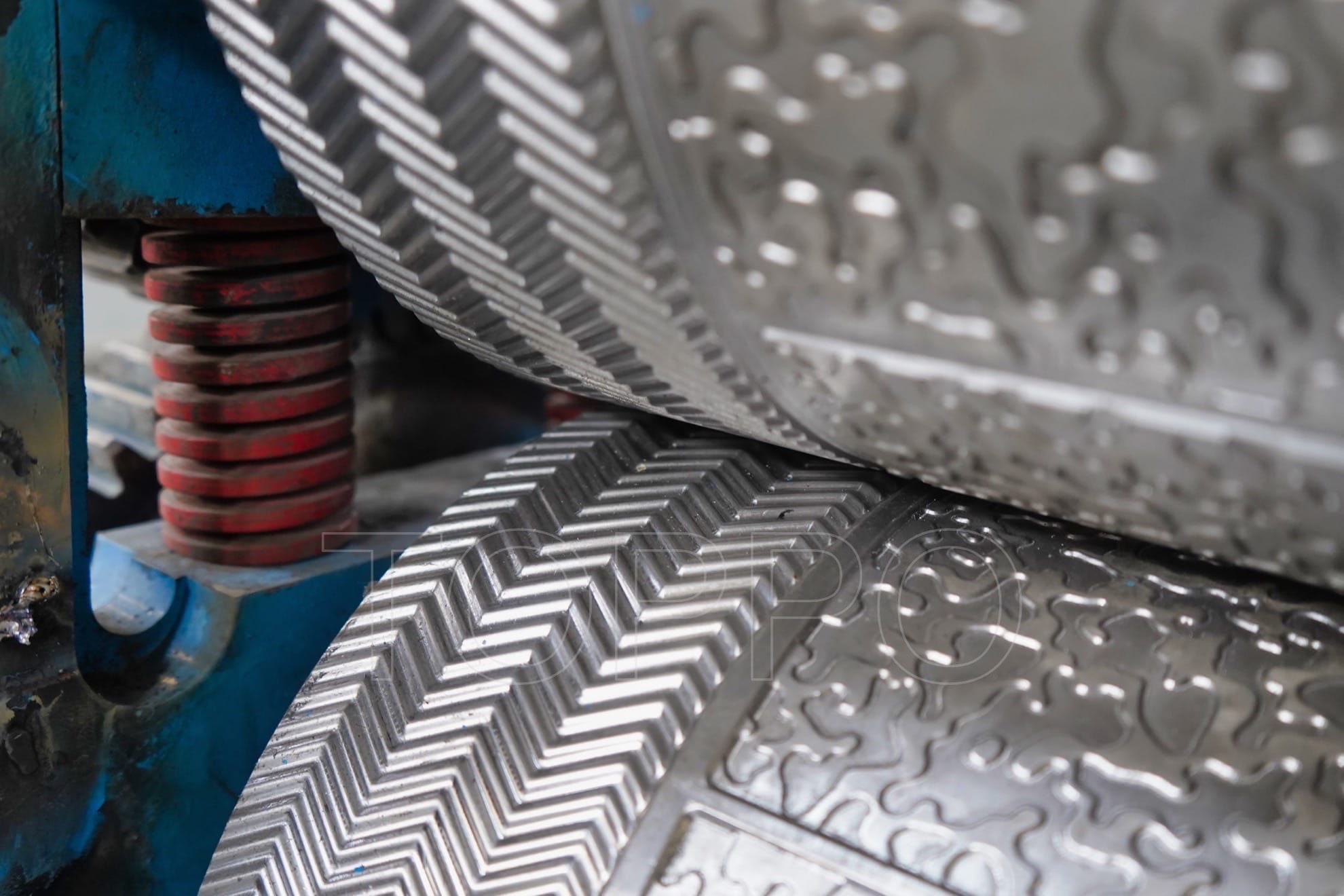 Automatic Metal Sheet Leveling Embossing and Cutting Production Line Machine