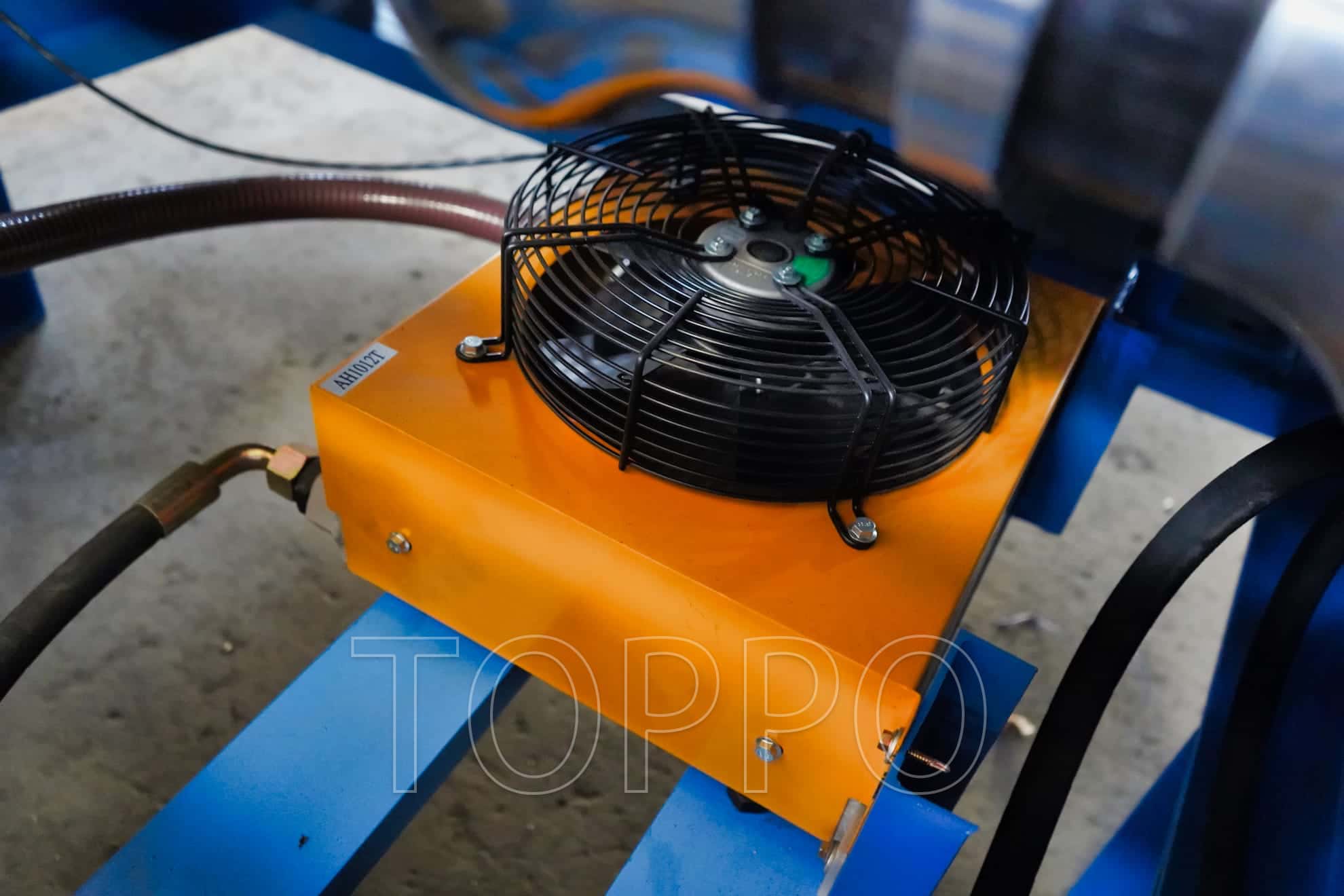 PLC Controlled Glazed Tile Roll Forming Machine with Hydraulic Cutting