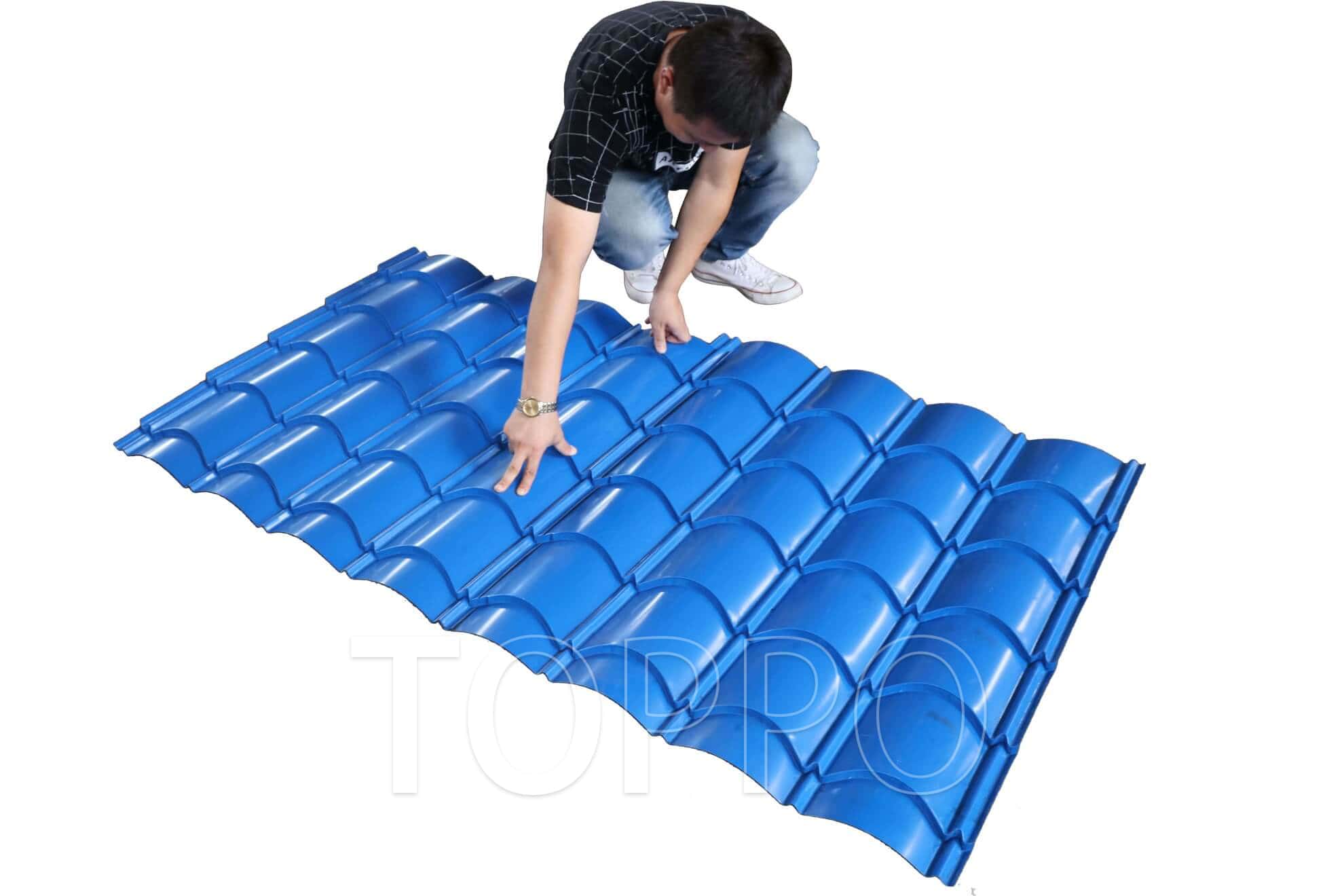 Industrial Aluminum Steel Roofing Sheet Roll Forming Machine with Hydraulic Cutting