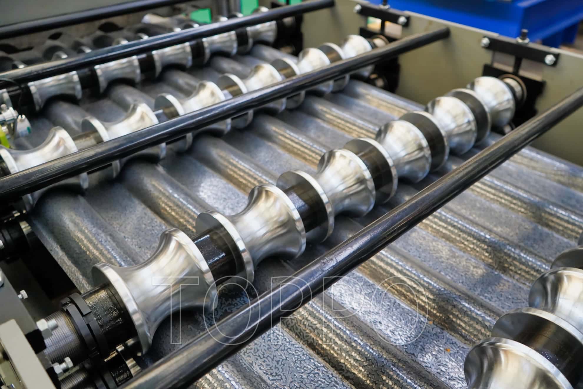 High Precision Glazed Tile Roll Forming Machine for Metal Roofing