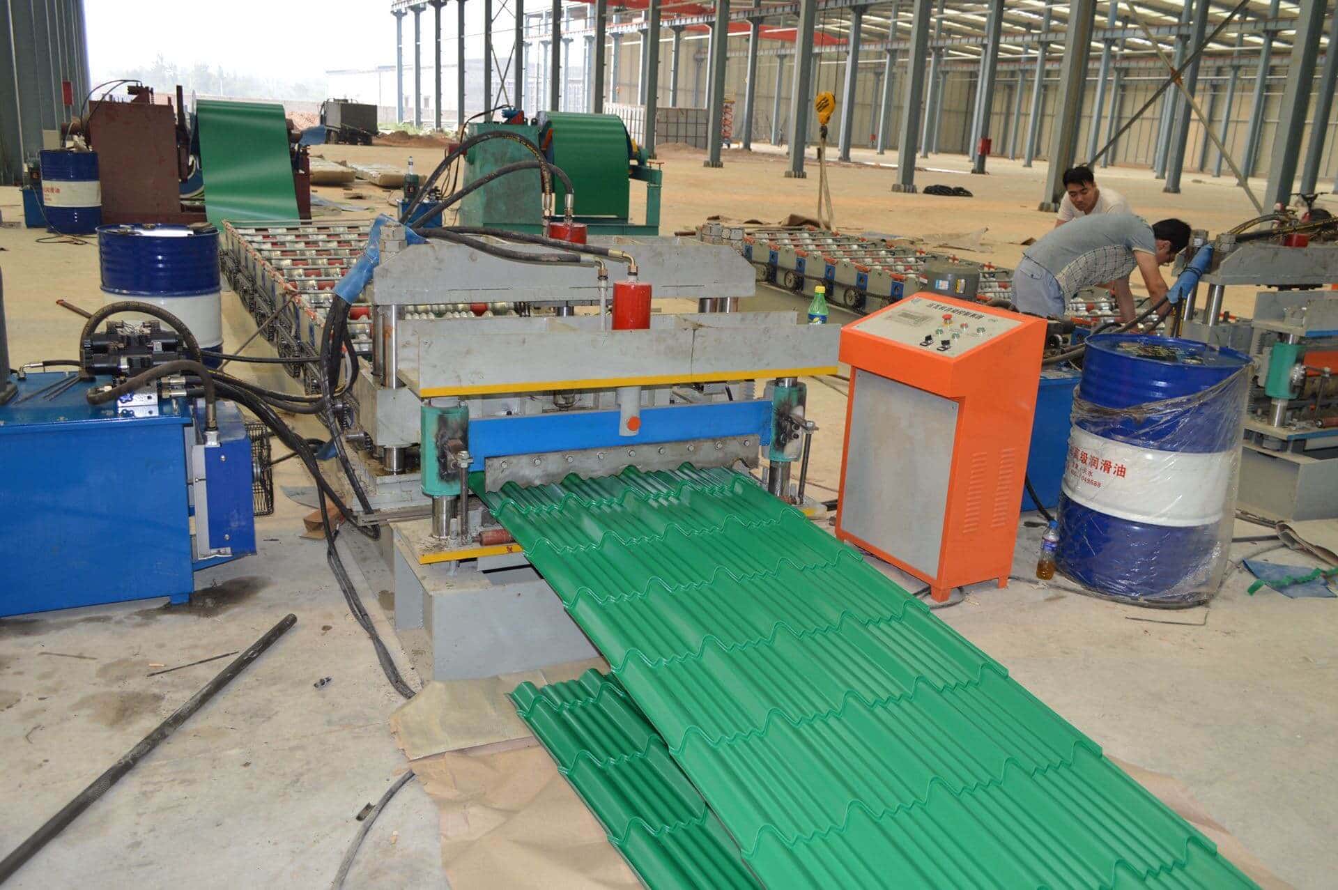 Economical Glazed Tile Roll Forming Machine with Simple Control Panel