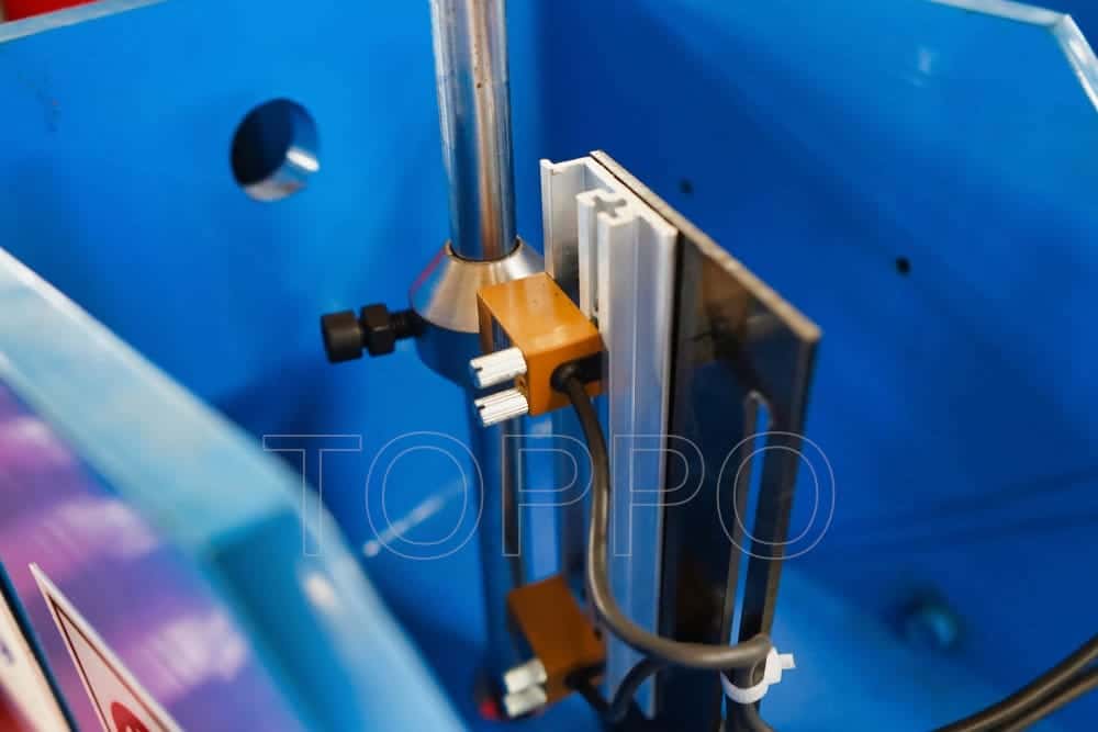 Precision Glazed Tile Roll Forming Machine with Red Tile Output