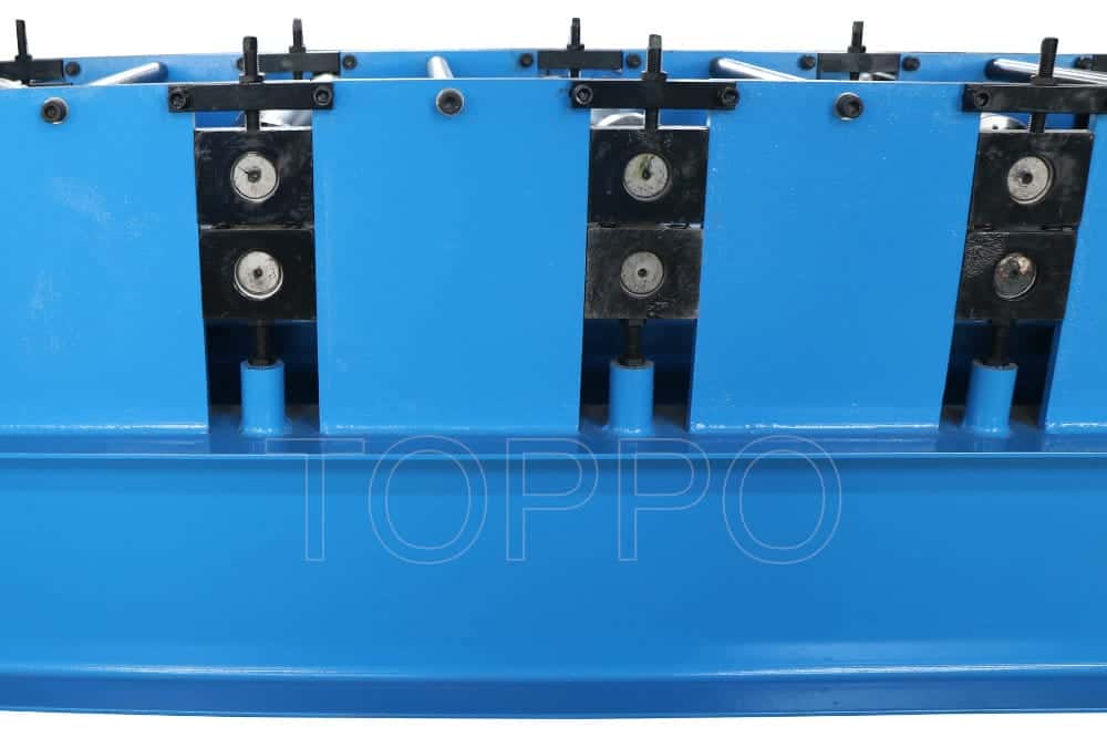 PLC Controlled Automatic Gutter Making Machine with Hydraulic Cutting