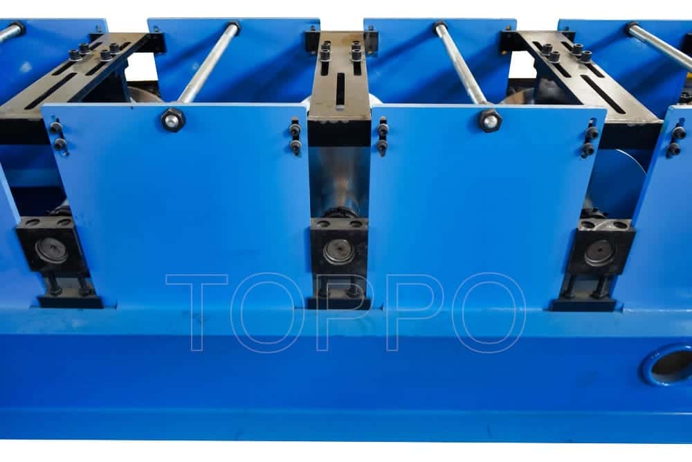 PLC Automatic Gutter Making Machine with Flying Hydraulic Cutting