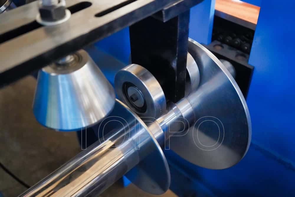 Automatic Gutter Roll Forming Machine with End Hydraulic Cutting System