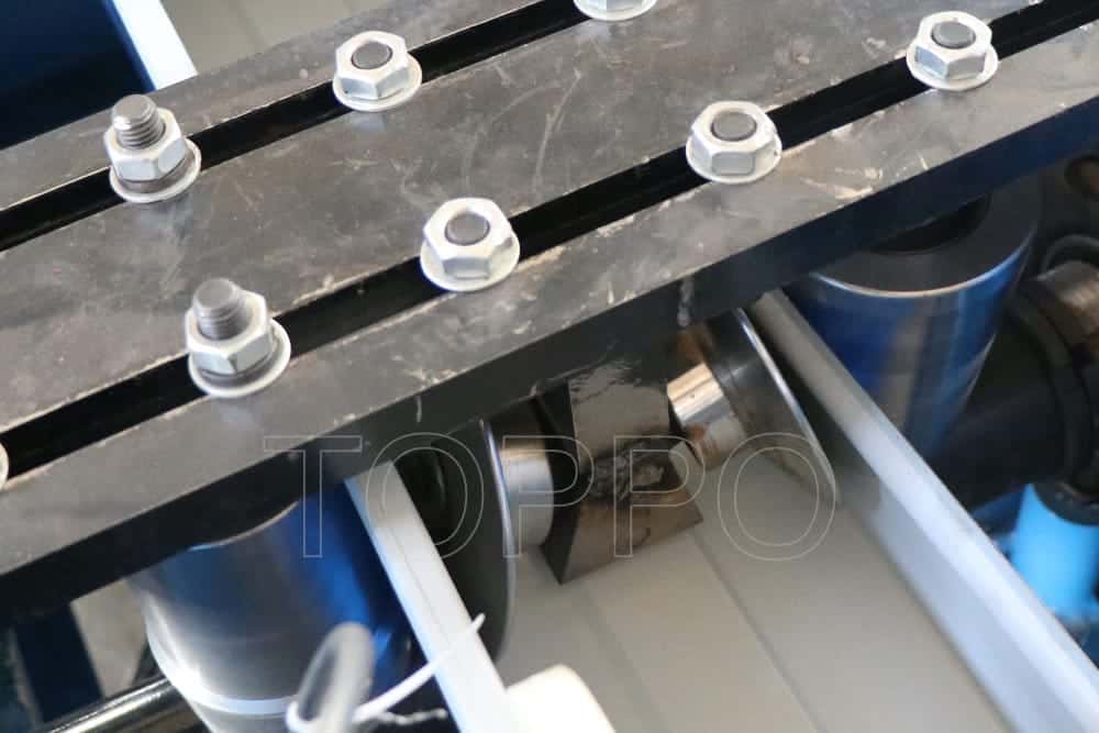 PLC Controlled Automatic Gutter Making Machine with Hydraulic Cutting