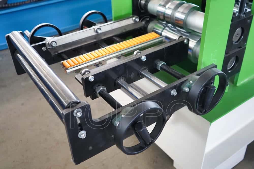 Green Frame Automatic Gutter Making Machine for Metal Rain Gutter Production