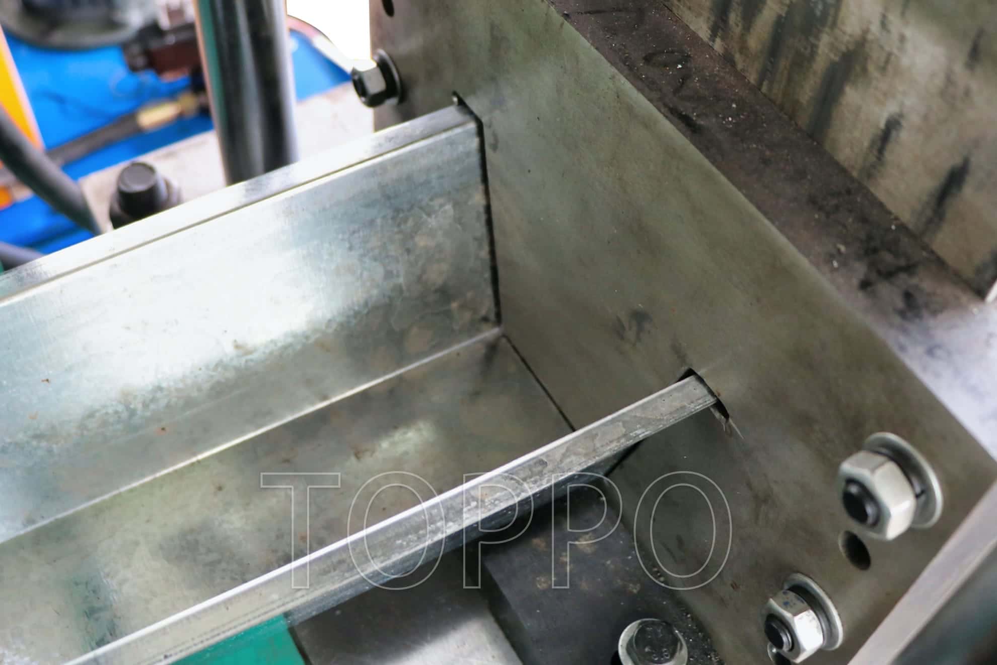 Heavy Duty Gutter Roll Forming Machine for Industrial Rain Gutter Production
