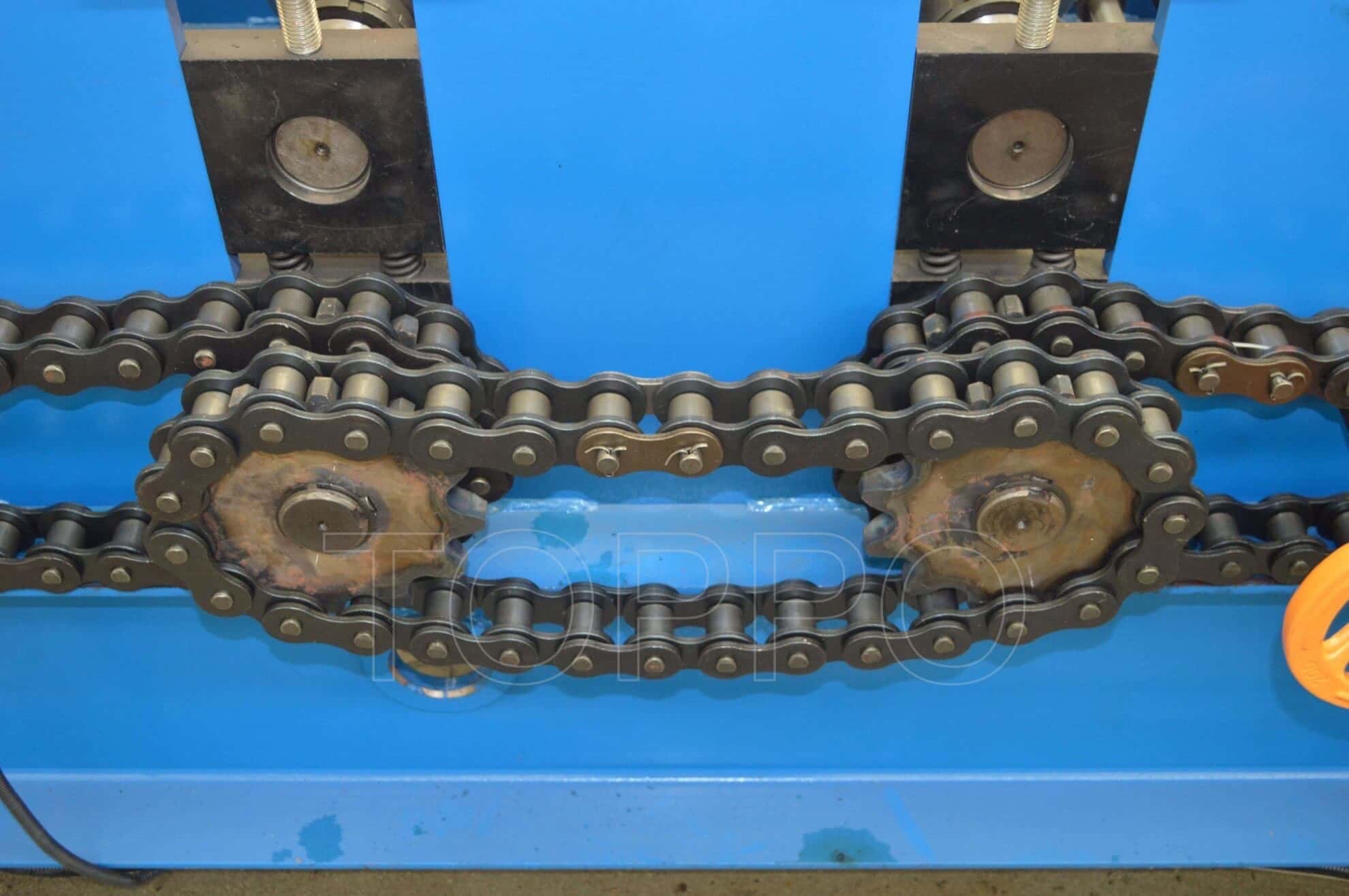Industrial Fully Automatic CZU Purlin Roll Forming Machine with Servo Punching System