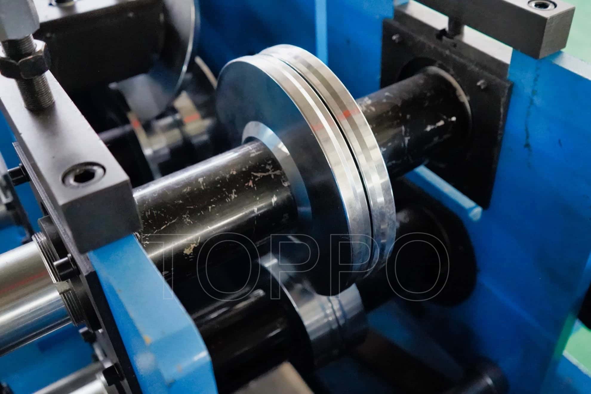 High Accuracy CZU Purlin Roll Forming Machine with Precision Rollers