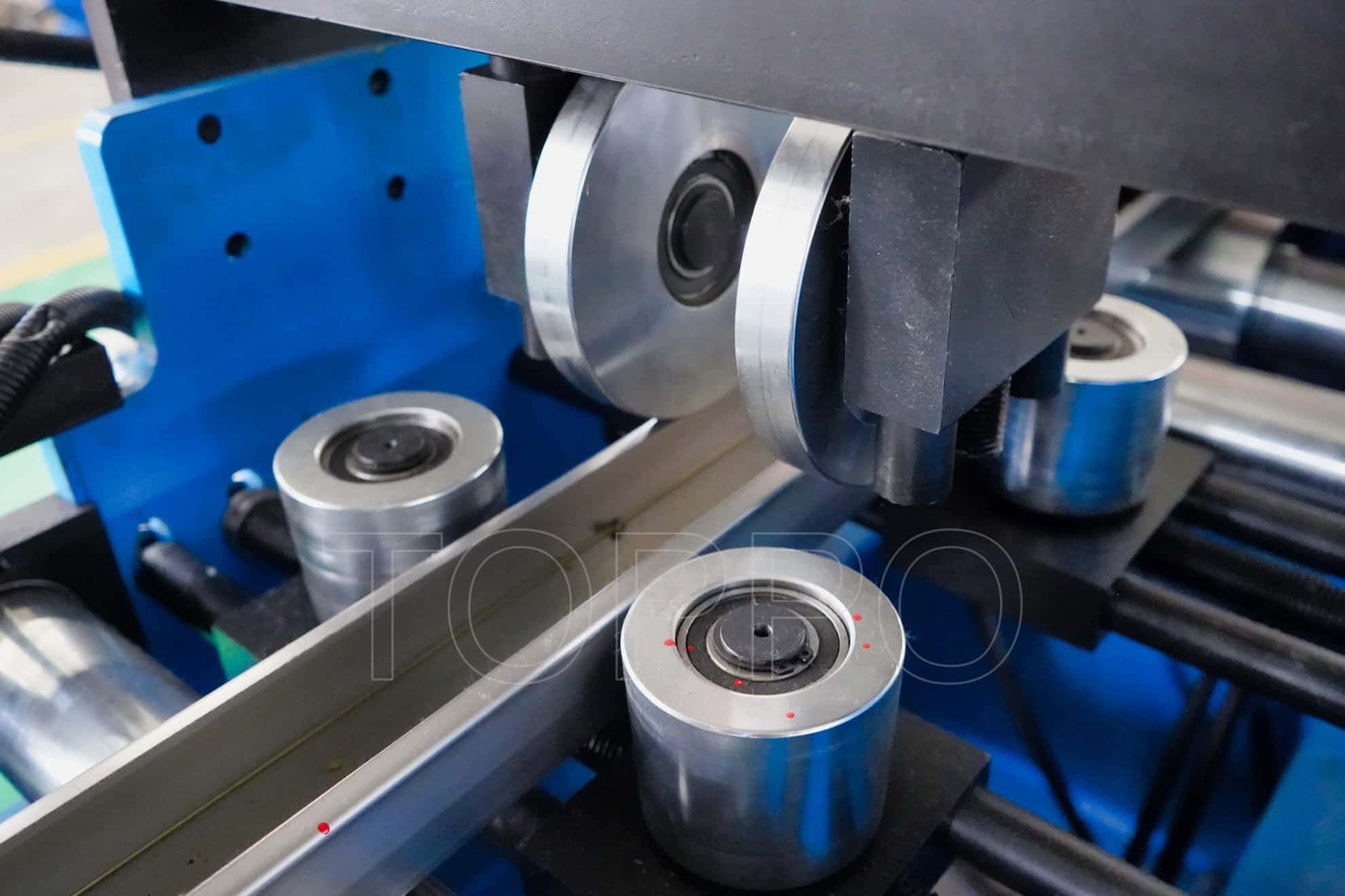 High Accuracy CZU Purlin Roll Forming Machine with Precision Rollers