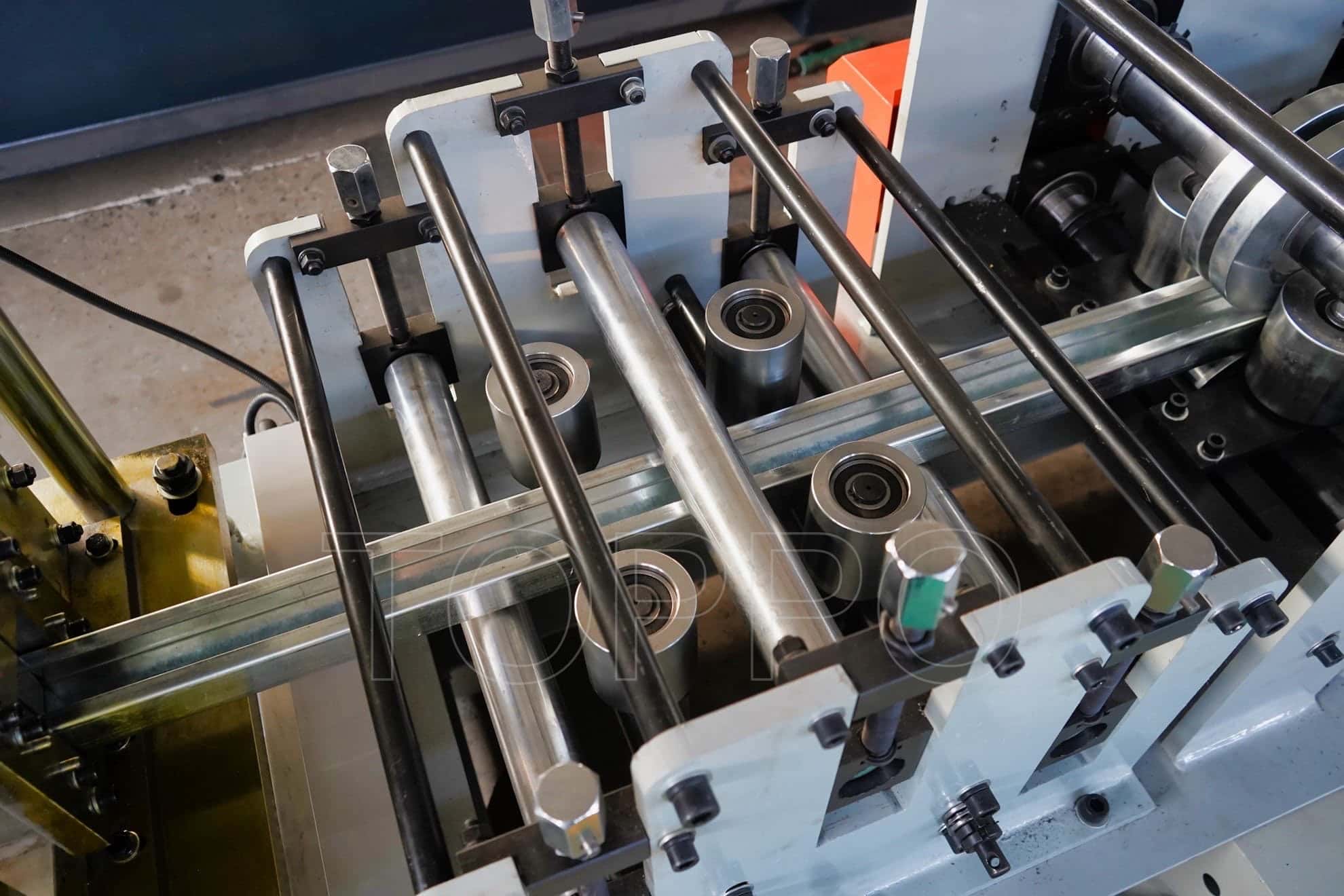 Fully Automatic CZU Purlin Roll Forming Machine with PLC Control System