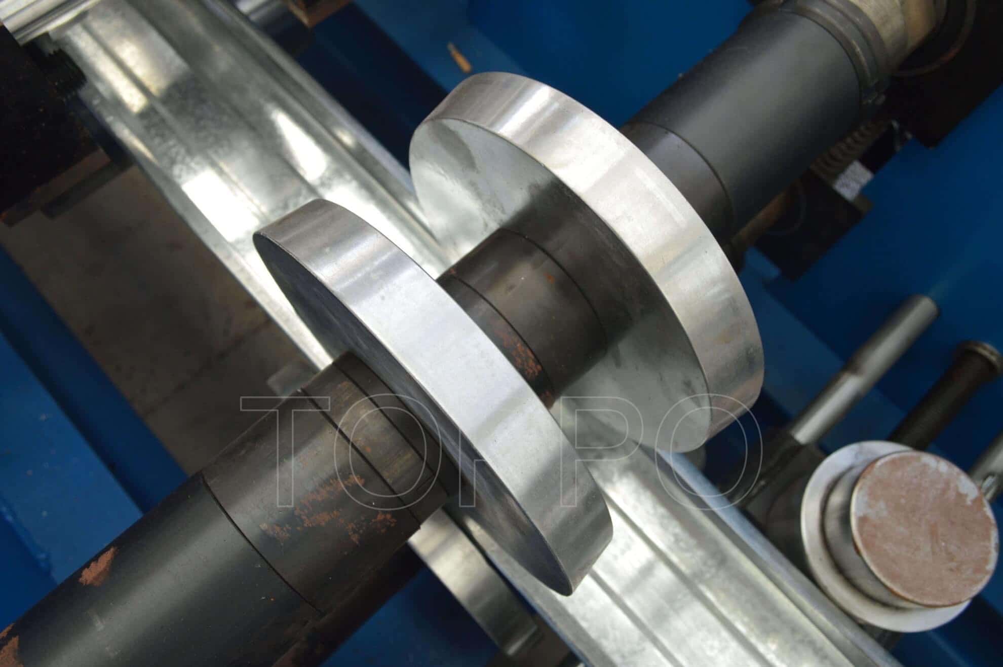 Manual Adjustment CZ Purlin Roll Forming Machine with Triple Blade Cutting