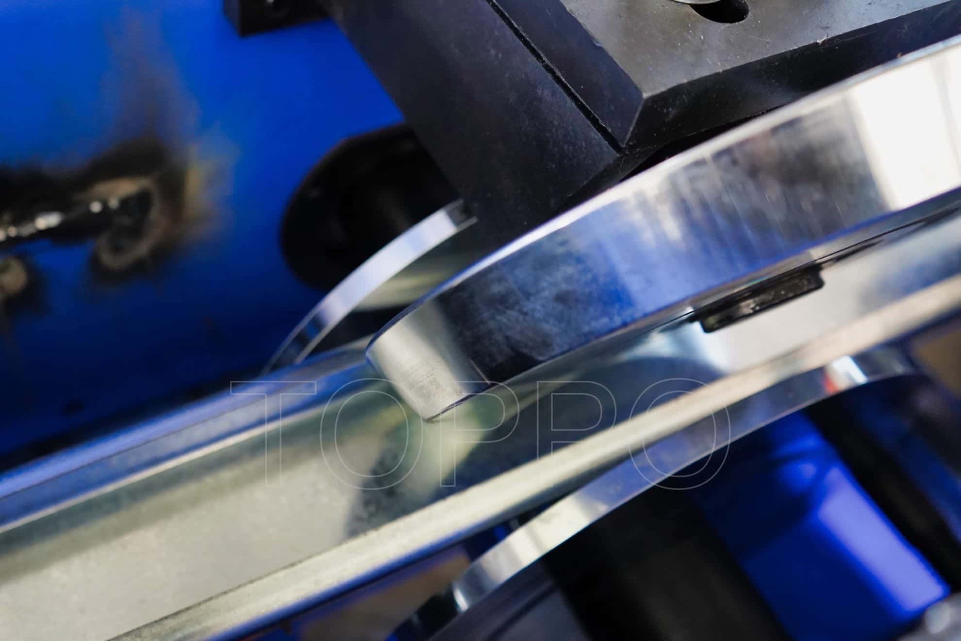 Industrial Automatic CZU Purlin Roll Forming Machine with Integrated Punching